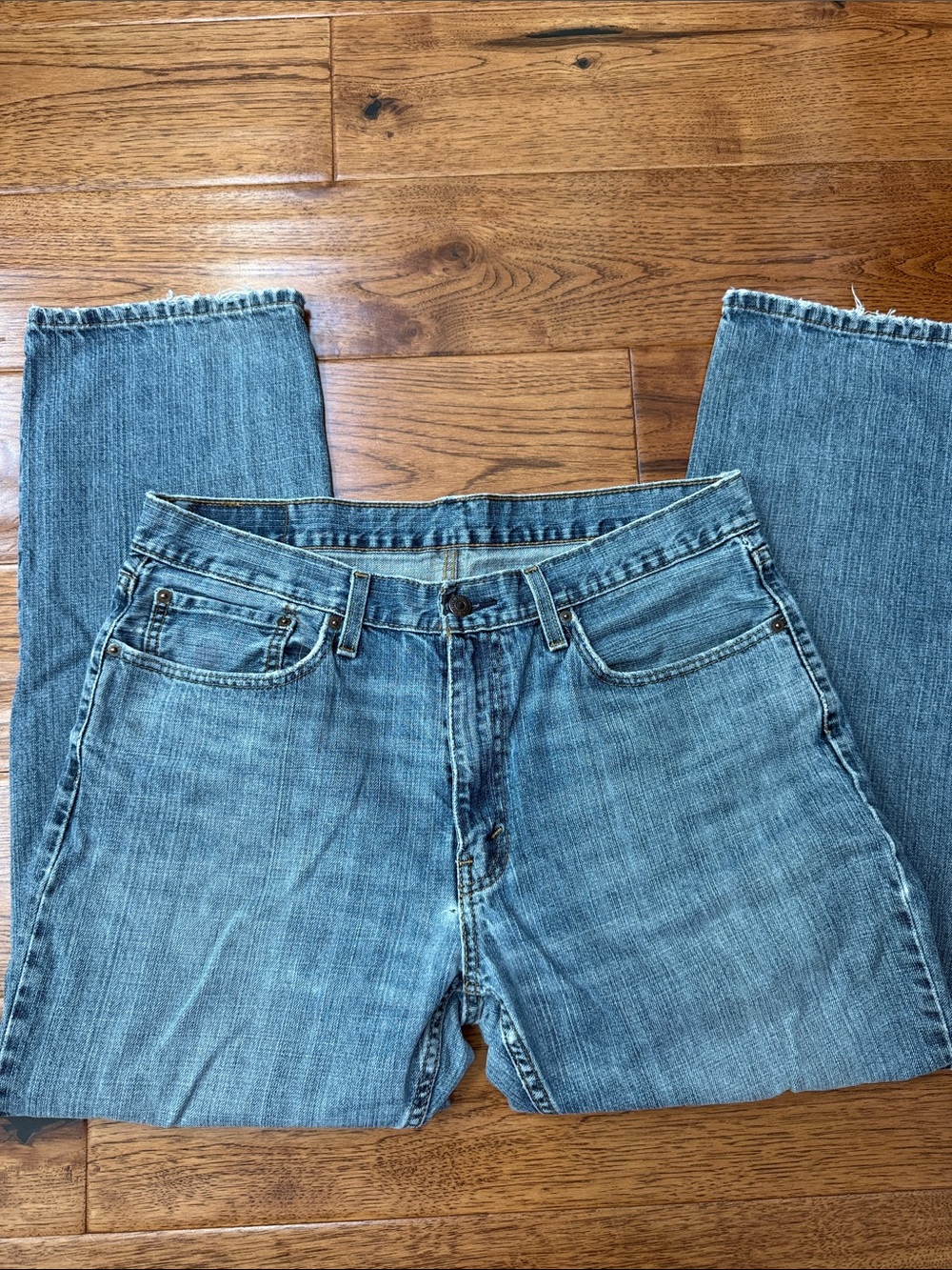 Levi's Men's Light Blue Relaxed Straight Jeans